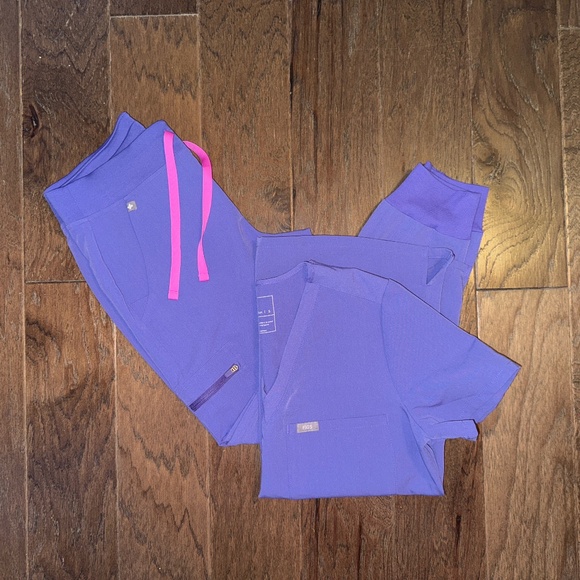 Figs Amethyst Catarina sm top and zamora xsmall/petite bottoms - Picture 1 of 1